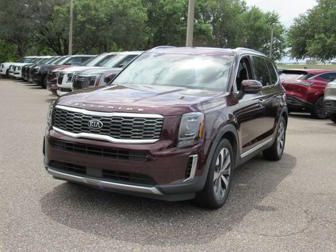 Used 2020 Kia Telluride EX w/ EX Premium Package AWD/4WD image 8