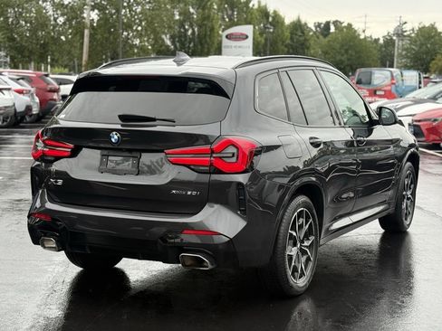 Used 2024 BMW X3 xDrive30i w/ Premium Package image 7