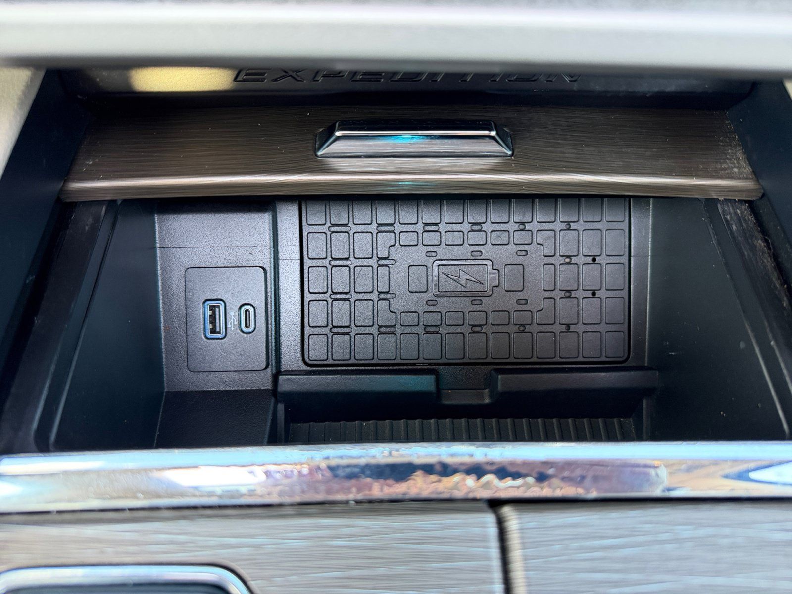 Used 2023 Ford Expedition Max Limited RWD image 19