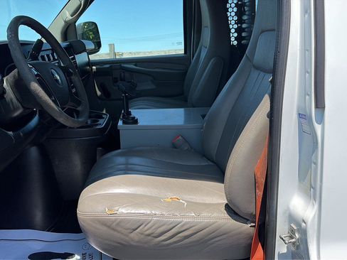 Used 2013 Chevrolet Express 2500 w/ Cold Climate Package RWD image 10