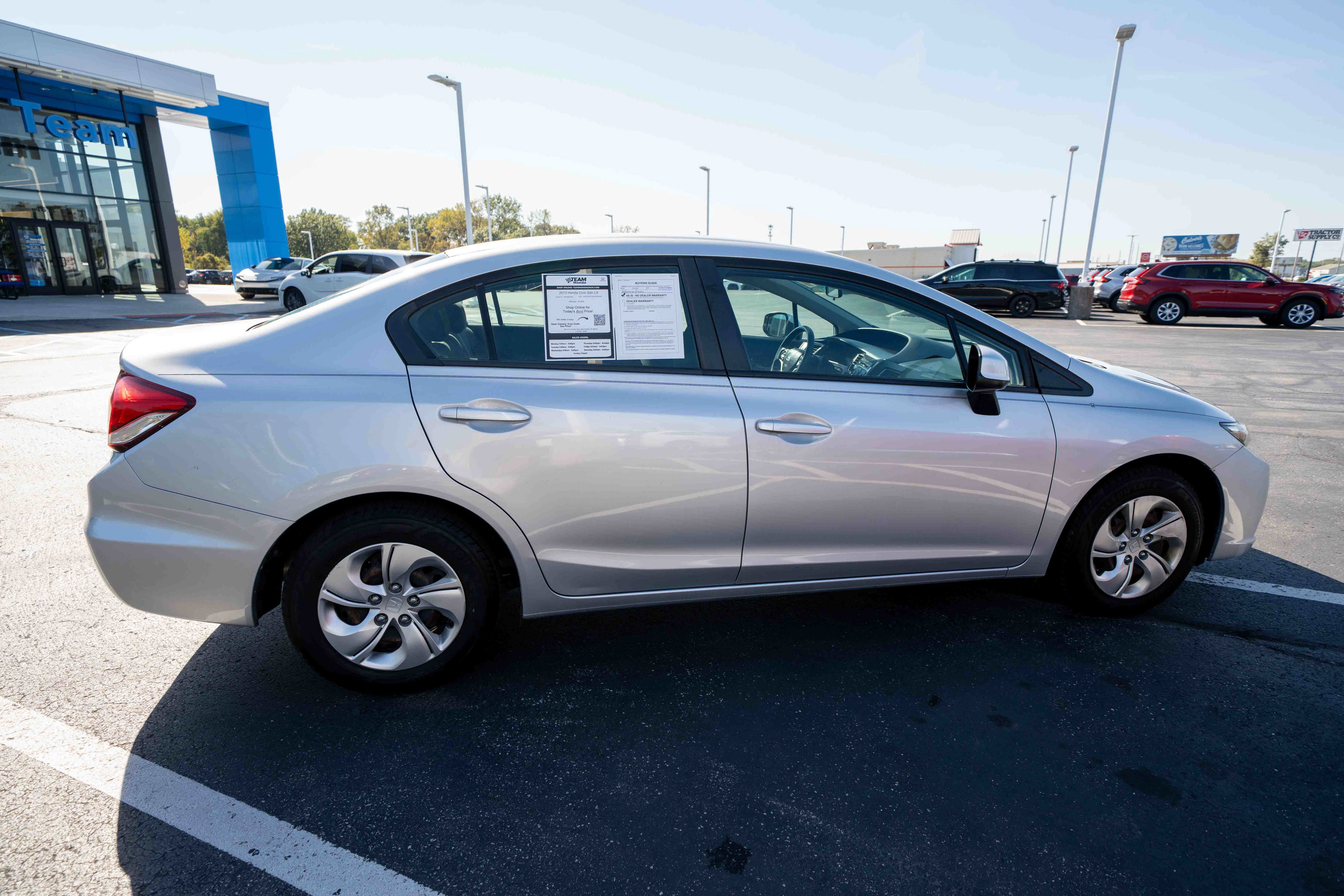 Used 2013 Honda Civic LX image 6