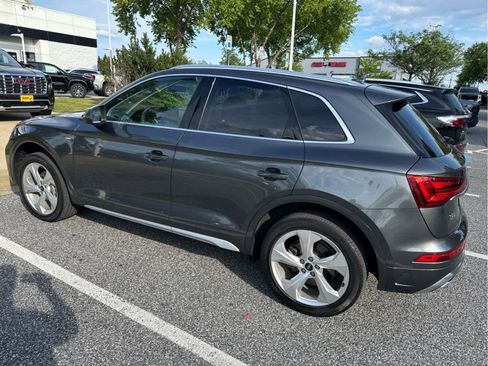 Used 2024 Audi Q5 2.0T Premium Plus AWD/4WD image 3
