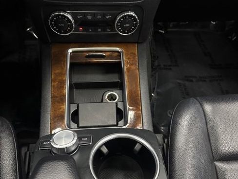 Used 2013 Mercedes-Benz GLK 250 GLK 250 image 9