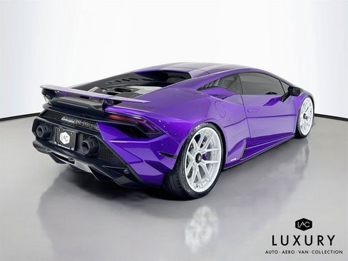 Used 2023 Lamborghini Huracan Tecnica RWD image 6