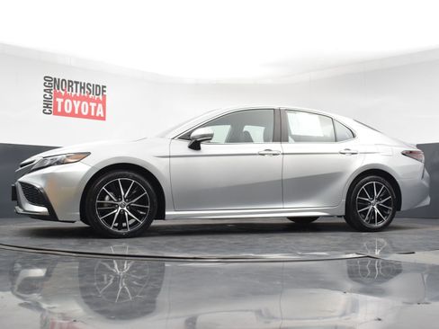 Used 2024 Toyota Camry SE image 24