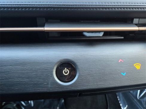 Used 2024 Nissan Ariya FWD image 33