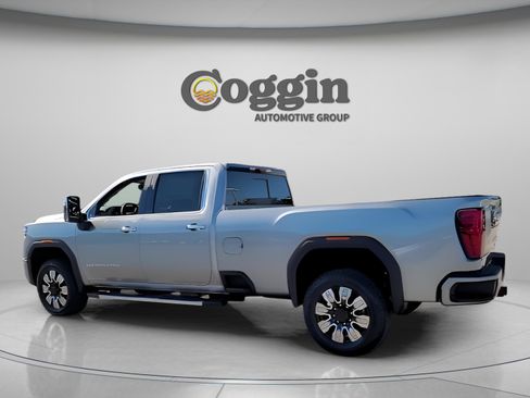 New 2026 GMC Sierra 3500 Denali w/ Technology Package image 6