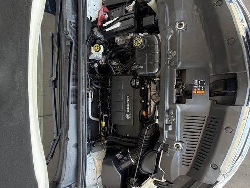 Used 2019 Buick Encore Preferred FWD image 18