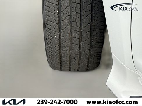 Used 2020 Lexus GX 460 Premium w/ Premium Package image 43