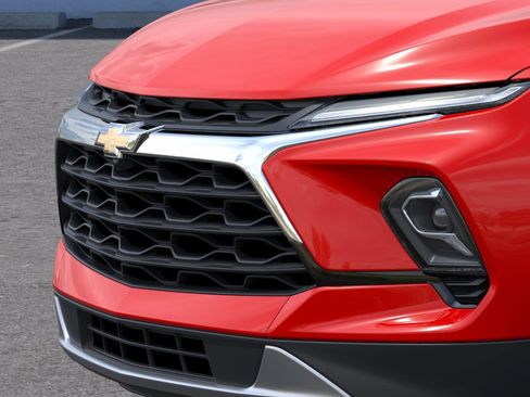 New 2026 Chevrolet Blazer LT w/ Convenience Package AWD/4WD image 39