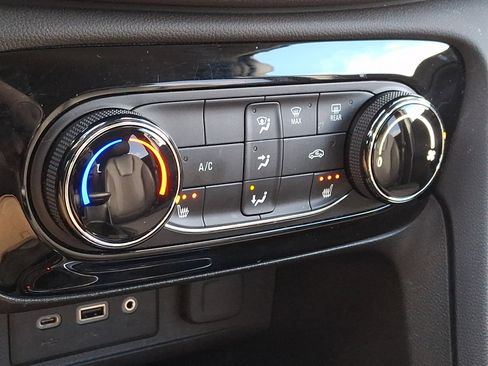 Certified 2023 Buick Encore GX Preferred w/ Cold Weather Comfort Package image 17