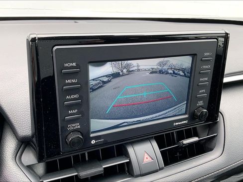 Used 2021 Toyota RAV4 XLE FWD image 26