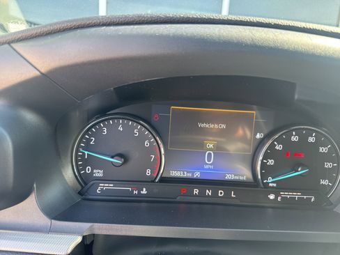 Used 2024 Ford Explorer XLT w/ Equipment Group 202A image 12