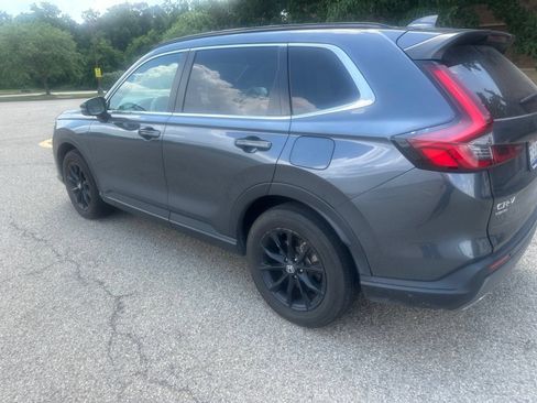 Used 2025 Honda CR-V Sport image 17