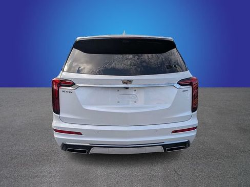Certified 2023 Cadillac XT6 Premium Luxury w/ Technology Package FWD image 4