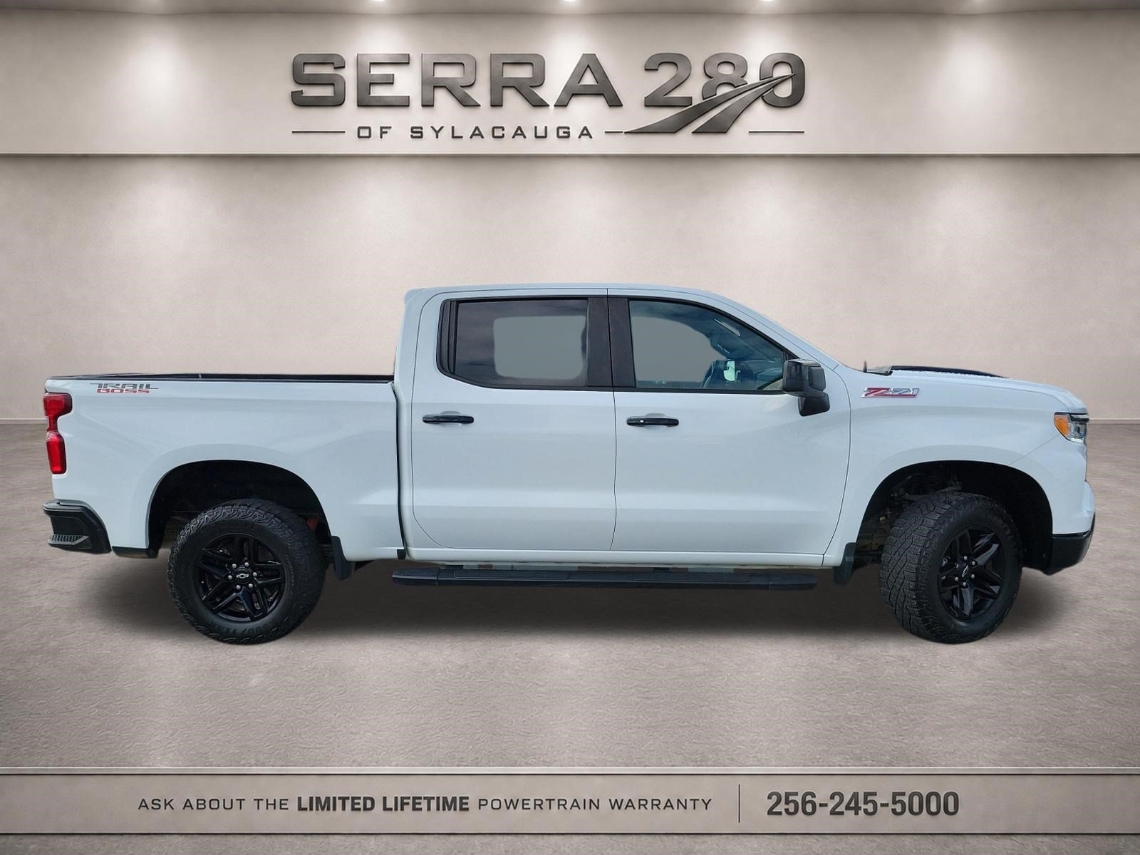Used 2024 Chevrolet Silverado 1500 LT Trail Boss w/ Protection Package AWD/4WD image 4