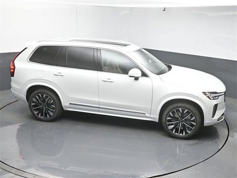 New 2025 Volvo XC90 B6 Plus w/ Protection Package Premier image 49