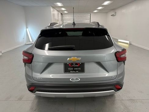 New 2026 Chevrolet Trax LT w/ LT Convenience Package image 7