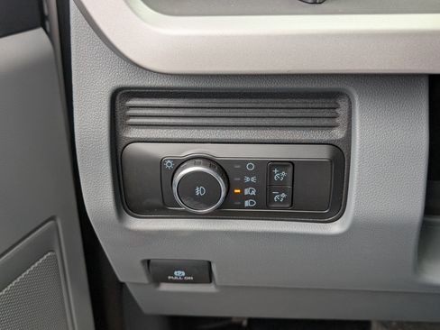 New 2026 Ford F550 2WD Regular Cab Super Duty image 14