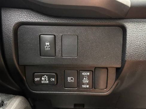 Used 2023 Toyota Tacoma TRD Sport AWD/4WD image 18