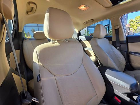 Used 2012 Hyundai Elantra Limited w/ Technology Pkg 5 image 16