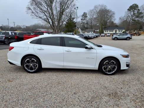 New 2024 Chevrolet Malibu LT image 2