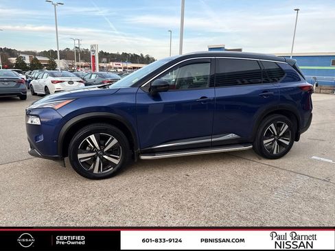 Certified 2023 Nissan Rogue SL w/ SL Premium Package image 4