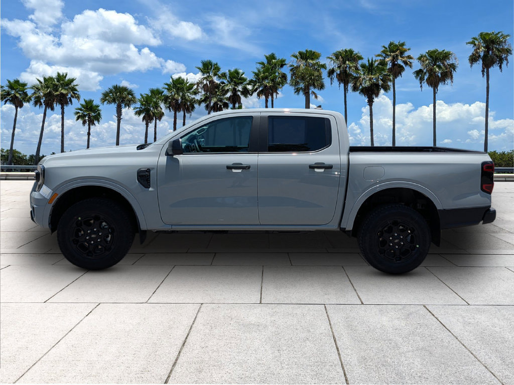 New 2026 Ford Ranger XLT w/ Black Appearance Package RWD image 4