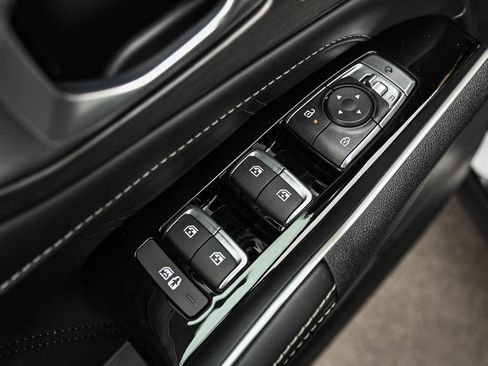 New 2026 Kia Sorento SX Prestige image 18