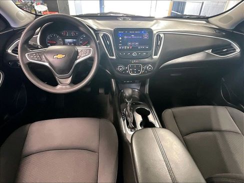 Used 2023 Chevrolet Malibu LT FWD image 21
