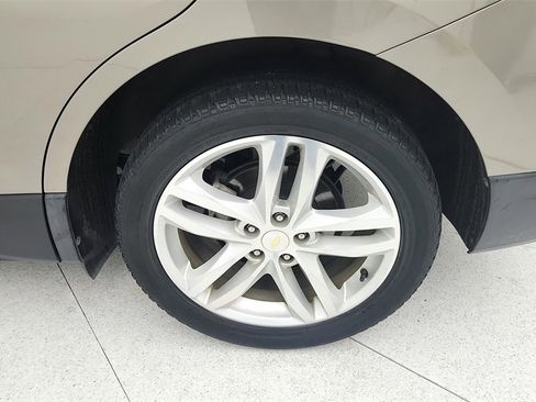 Certified 2019 Chevrolet Equinox Premier image 30