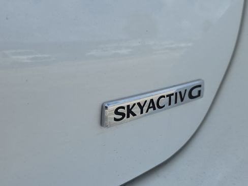 Used 2024 MAZDA MAZDA3 s image 9