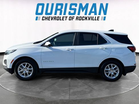 Used 2024 Chevrolet Equinox LT w/ LPO, Cargo Package FWD image 3