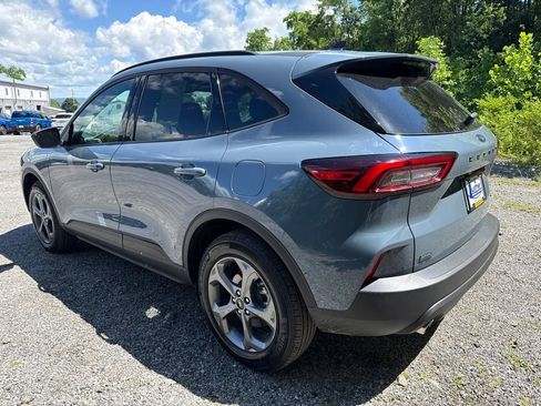Used 2026 Ford Escape ST-Line w/ Cold Weather Package AWD/4WD image 7