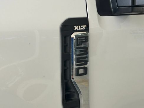 Used 2026 Ford F350 XLT AWD/4WD image 14