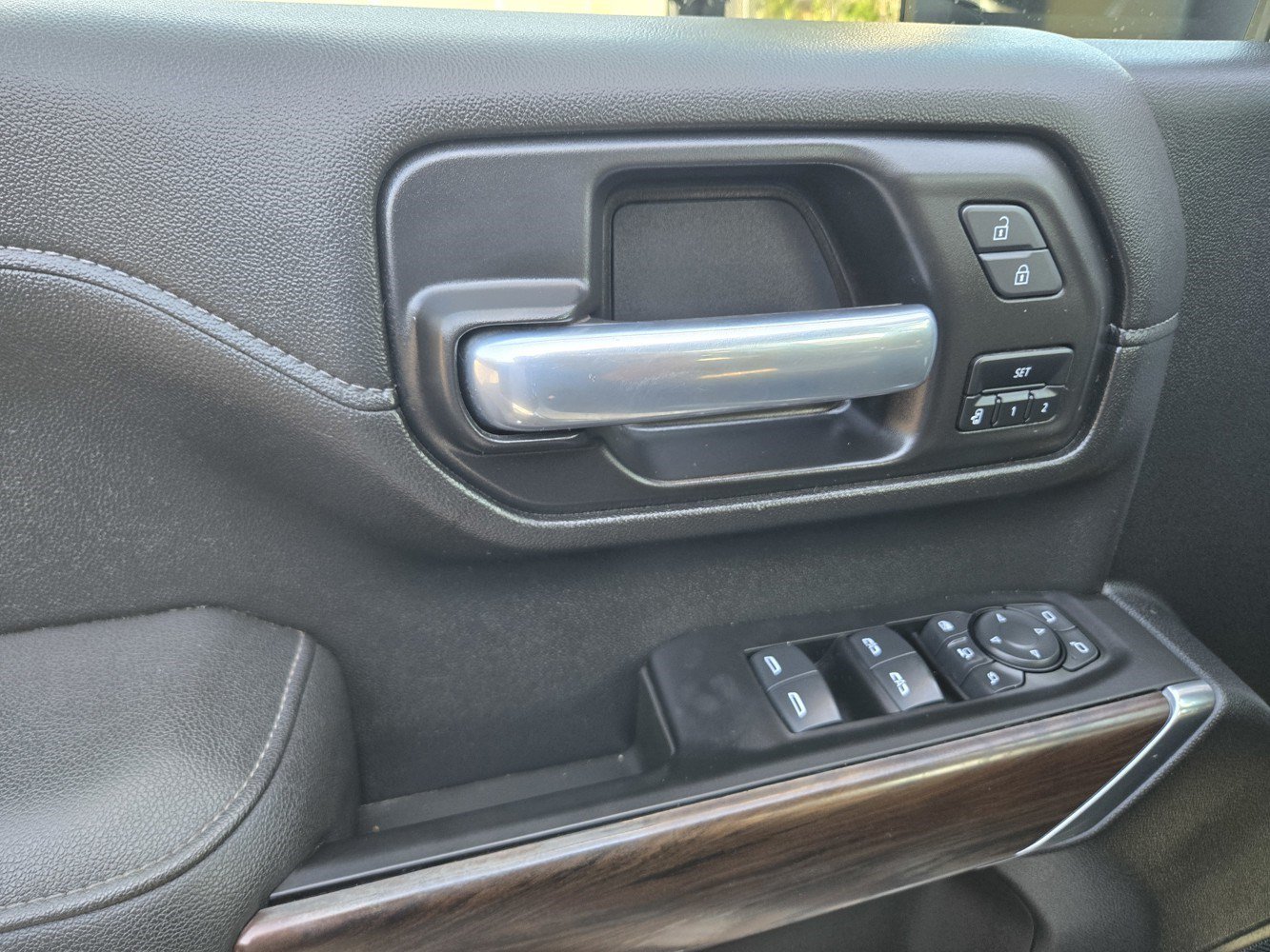 Used 2021 GMC Sierra 2500 SLT w/ SLT Premium Package AWD/4WD image 36