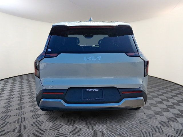 Certified 2024 Kia EV9 Light Long Range RWD image 6