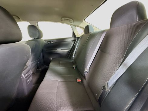 Used 2019 Nissan Sentra S image 24