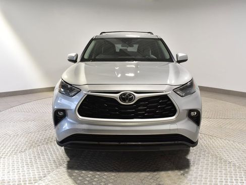 Used 2023 Toyota Highlander LE image 7