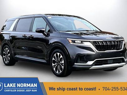 Used 2024 Kia Carnival EX