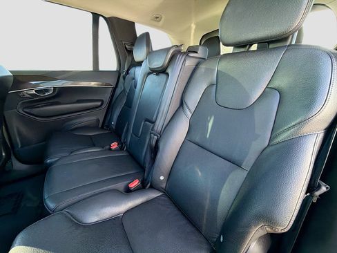 Used 2019 Volvo XC90 T6 Momentum image 20