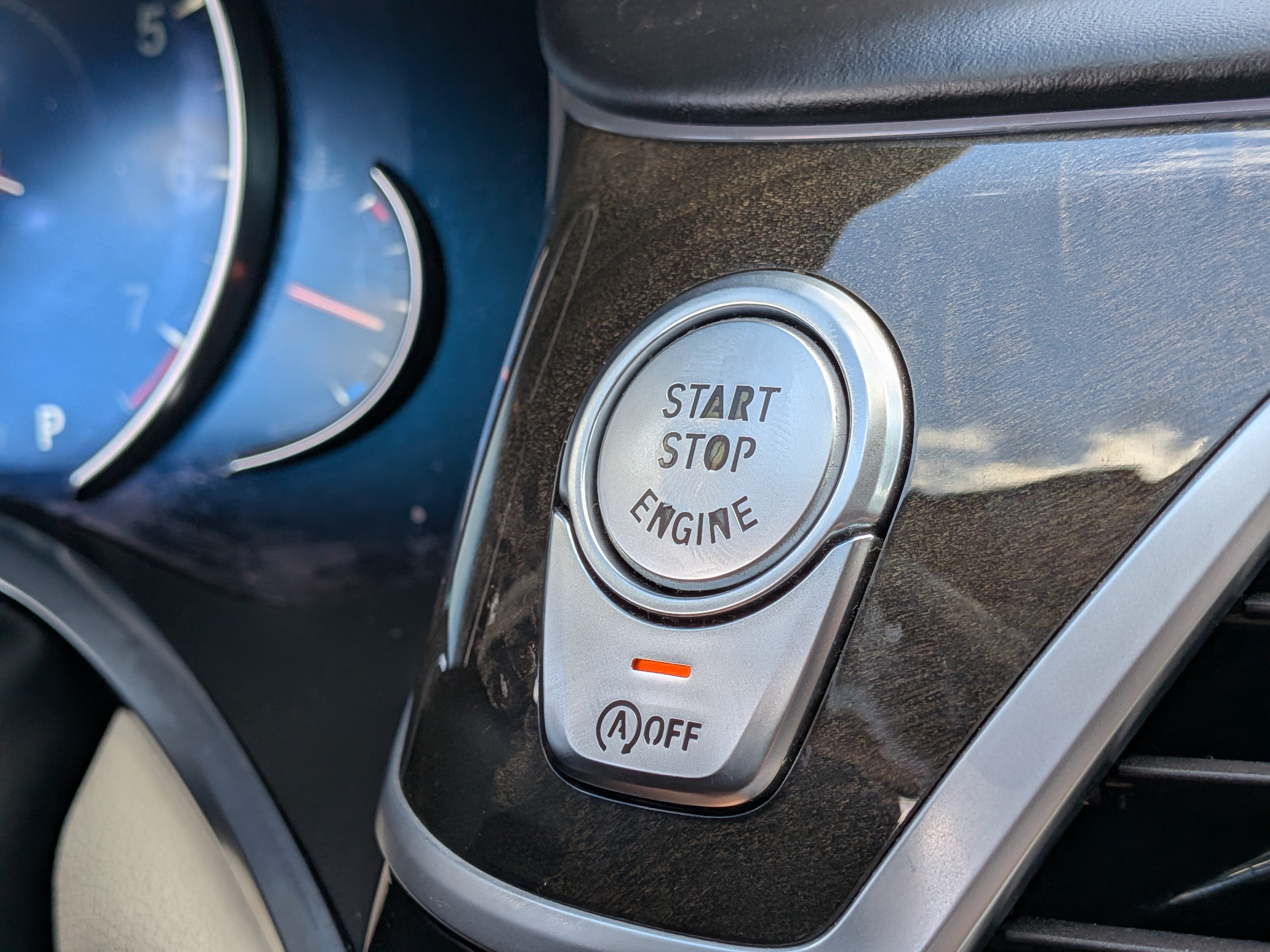 Used 2018 BMW 750i xDrive AWD/4WD image 30