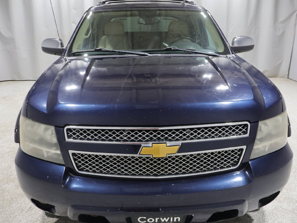 Used 2008 Chevrolet Avalanche LTZ w/ LTZ Preferred Equipment Group AWD/4WD image 13