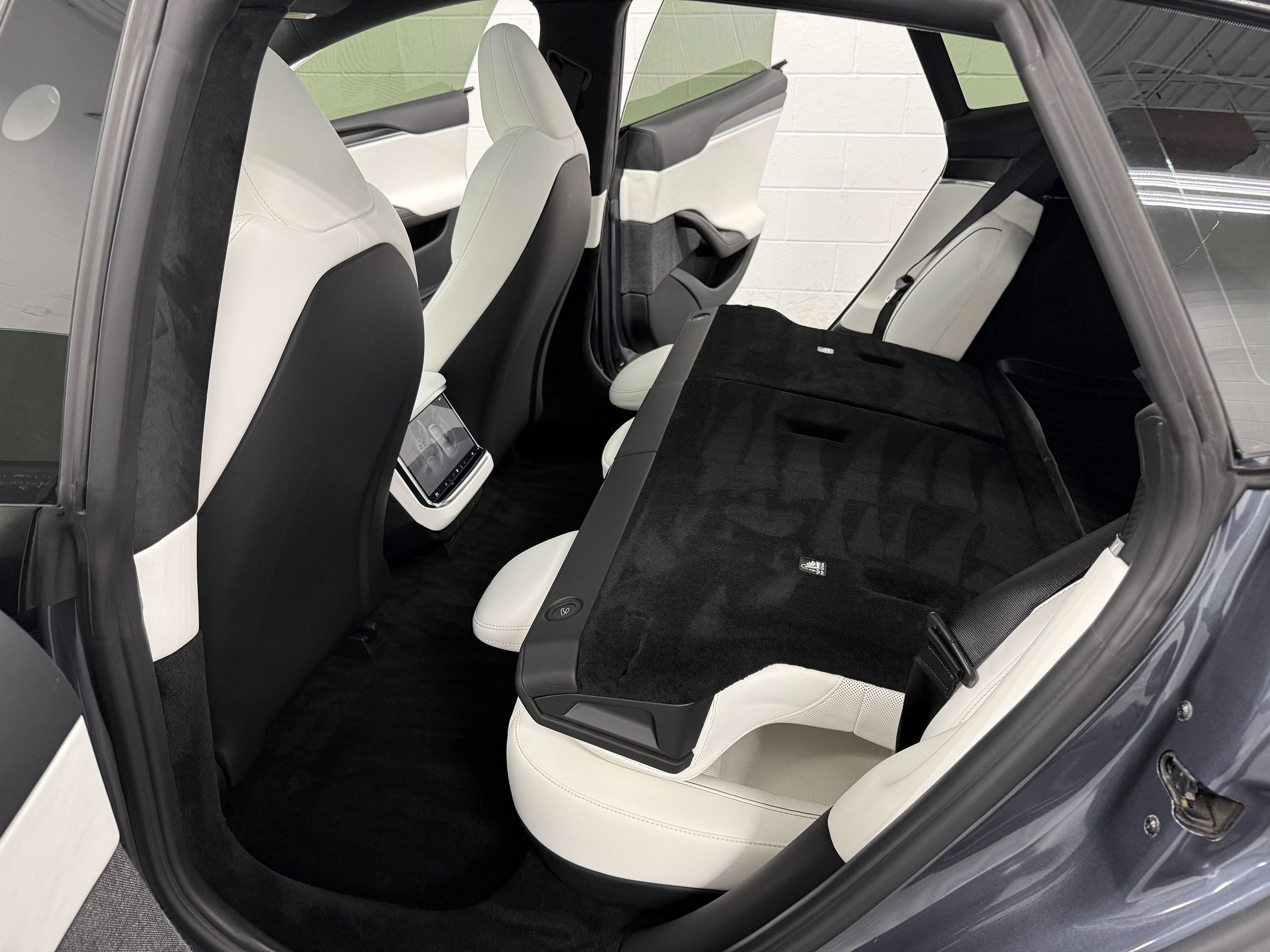 Used 2023 Tesla Model S Plaid AWD/4WD image 23