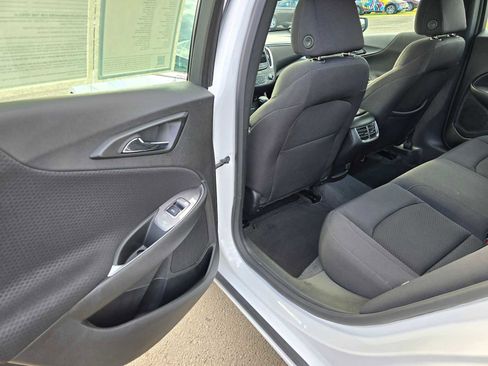 Used 2023 Chevrolet Malibu LT FWD image 16