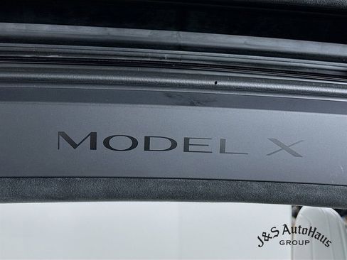 Used 2024 Tesla Model X image 24