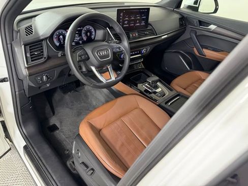 Used 2021 Audi Q5 2.0T Premium Plus w/ Premium Plus Package image 10