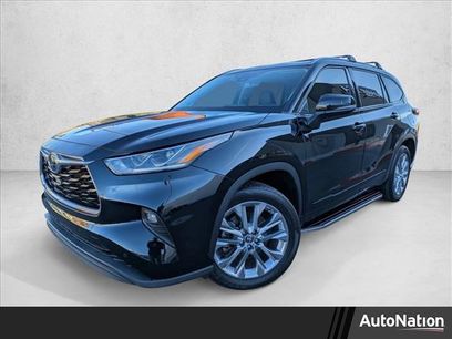 Used 2022 Toyota Highlander Limited