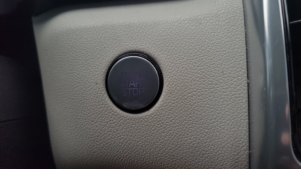 Used 2023 Kia Sorento SX AWD/4WD image 23