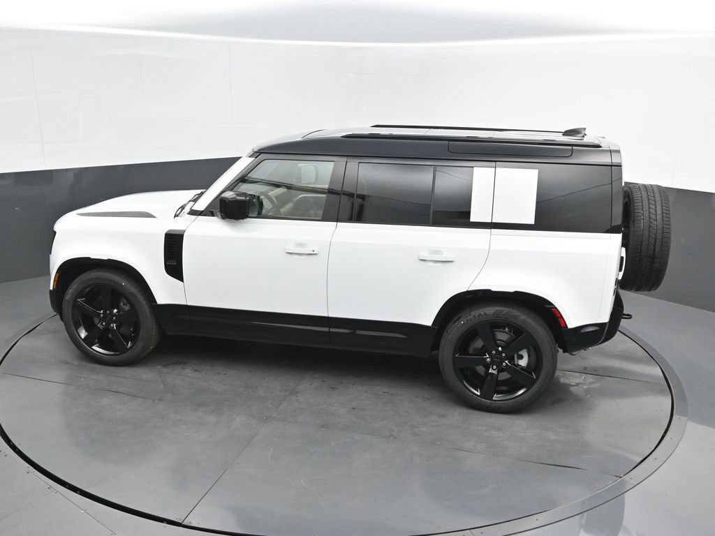 New 2026 Land Rover Defender 110 X-Dynamic SE AWD/4WD image 33
